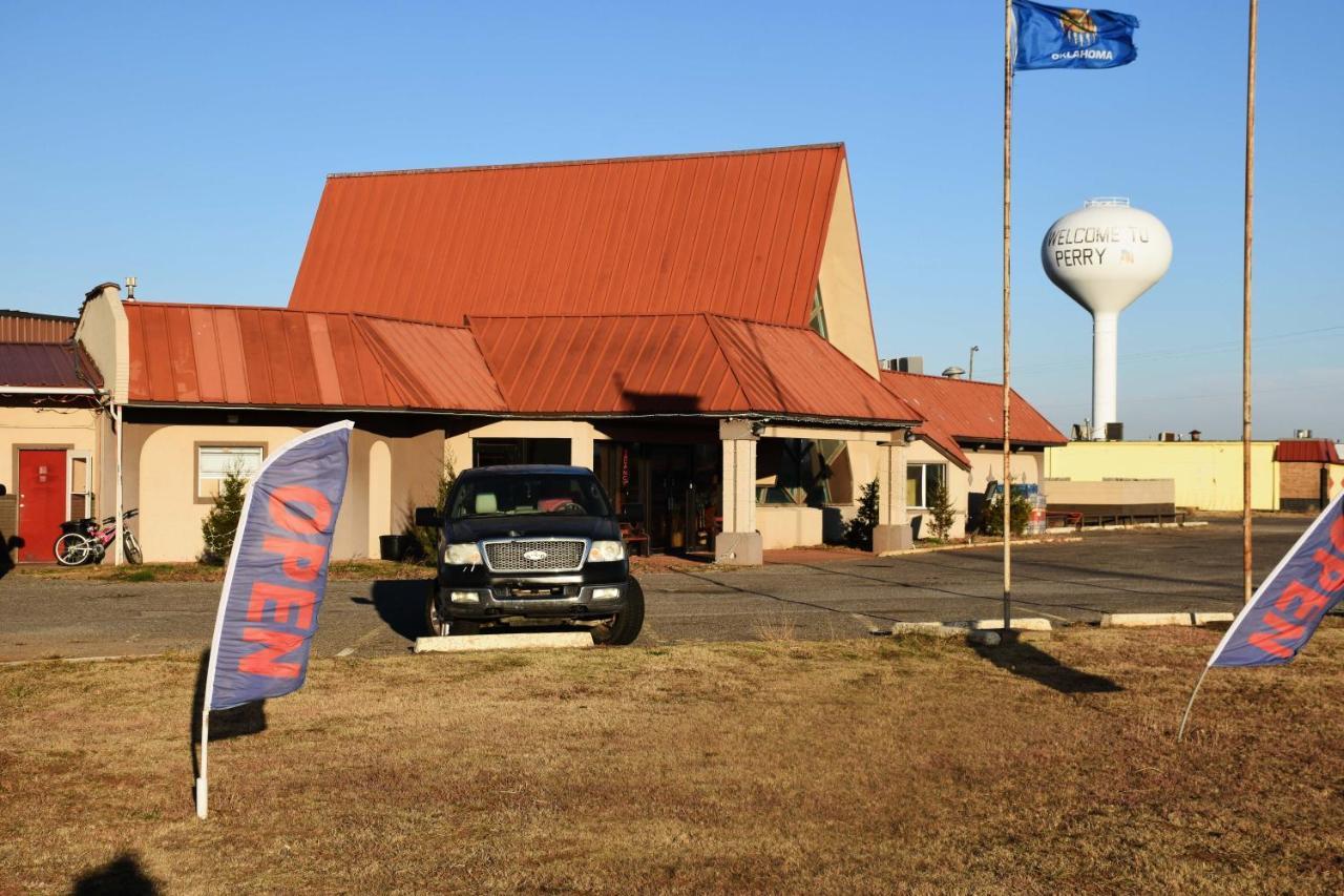 American Best Inn By Oyo I-35 Perry Near Lake Mcmurtry Екстериор снимка